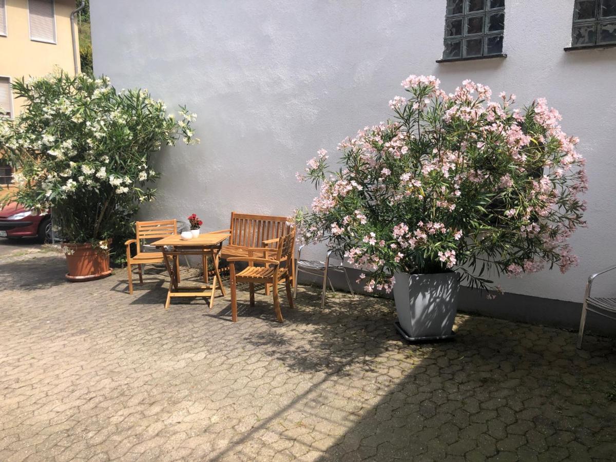 Schoene Ferienwohnung Gewoelbekeller Fachwerkhaus Бахарах Экстерьер фото