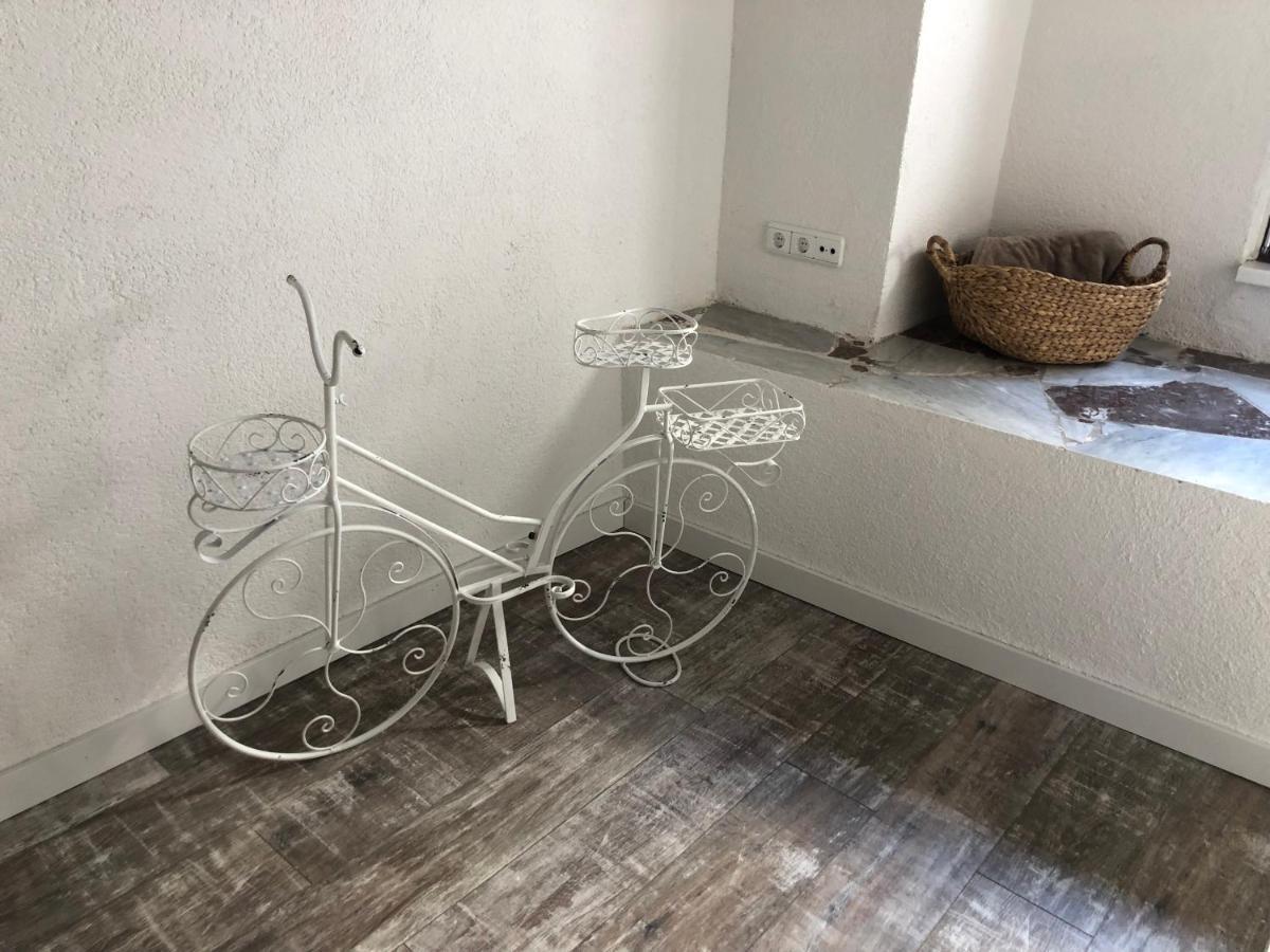 Schoene Ferienwohnung Gewoelbekeller Fachwerkhaus Бахарах Экстерьер фото